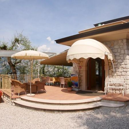 Residence Casa Maria Assenza di Brenzone Buitenkant foto