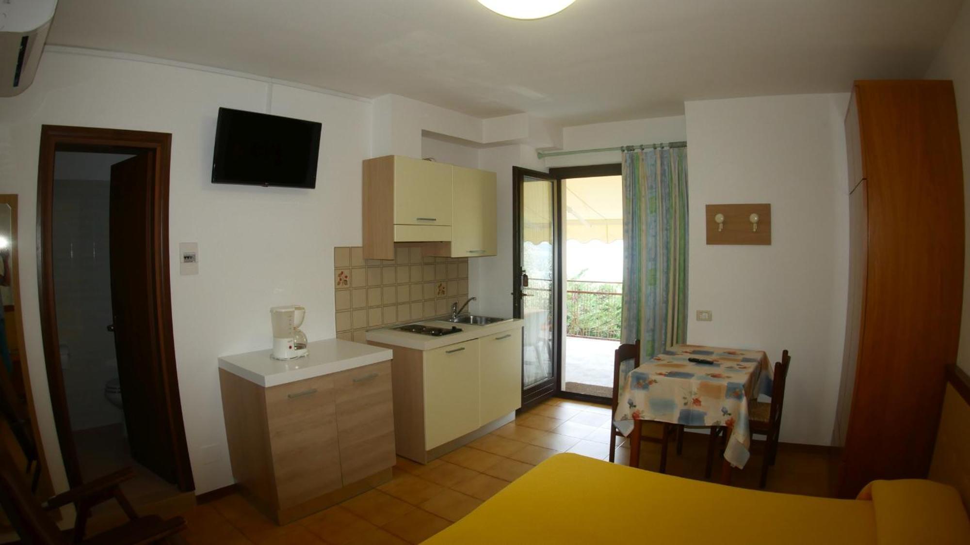 Residence Casa Maria Assenza di Brenzone Buitenkant foto