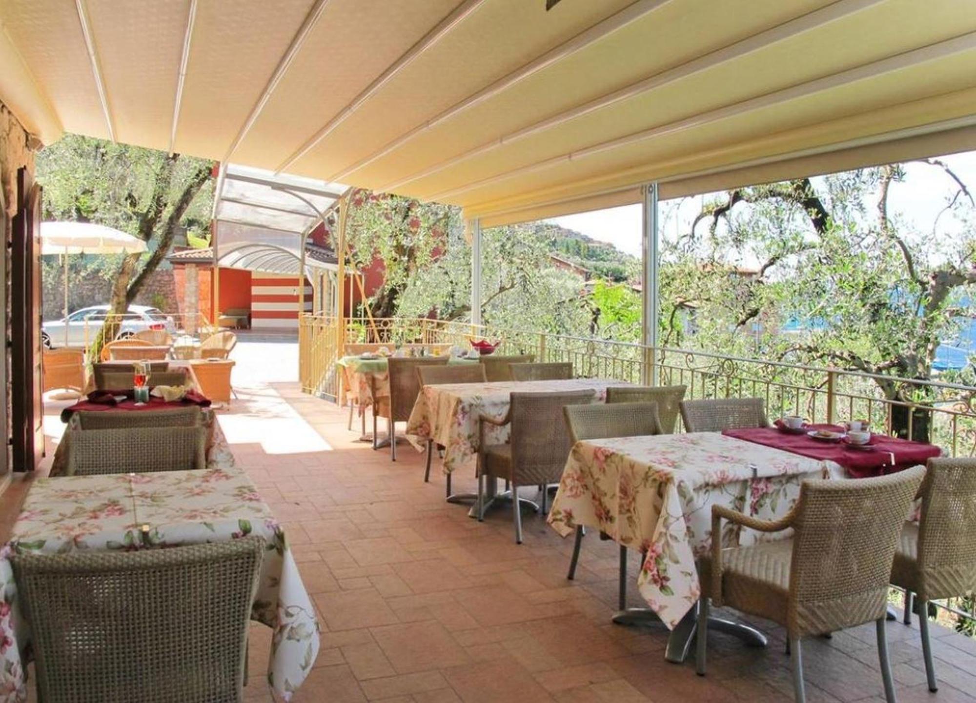 Residence Casa Maria Assenza di Brenzone Buitenkant foto